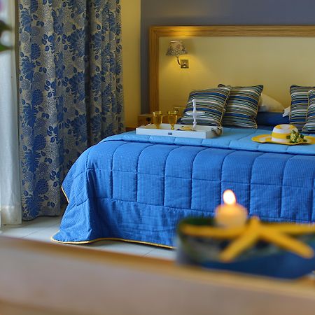 Dolphin Bay Seaside Resort & Suites Galissas Ngoại thất bức ảnh
