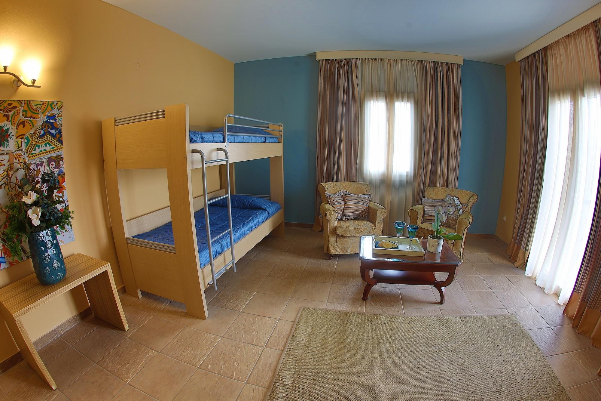 Dolphin Bay Seaside Resort & Suites Galissas Ngoại thất bức ảnh