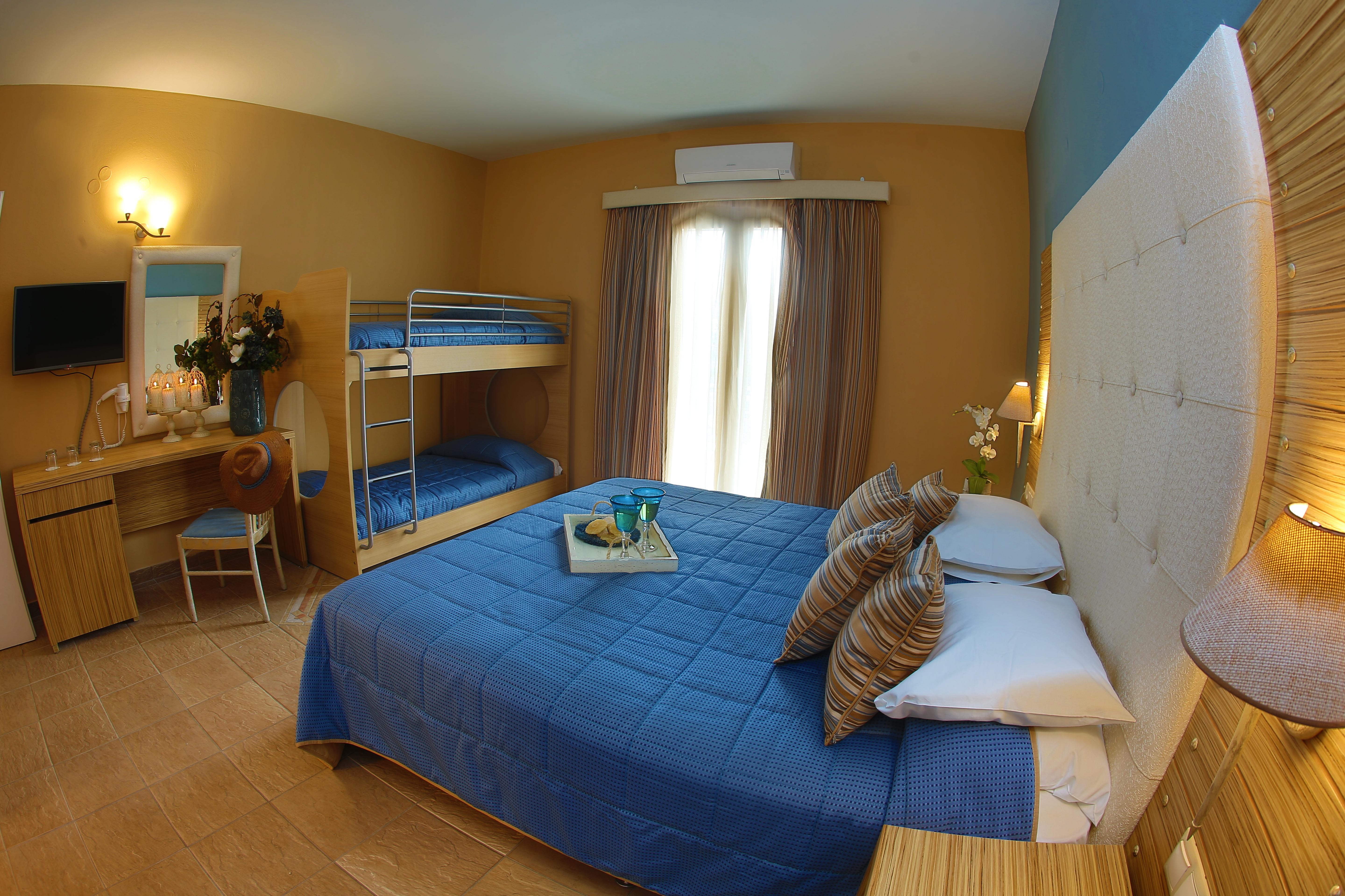 Dolphin Bay Seaside Resort & Suites Galissas Ngoại thất bức ảnh