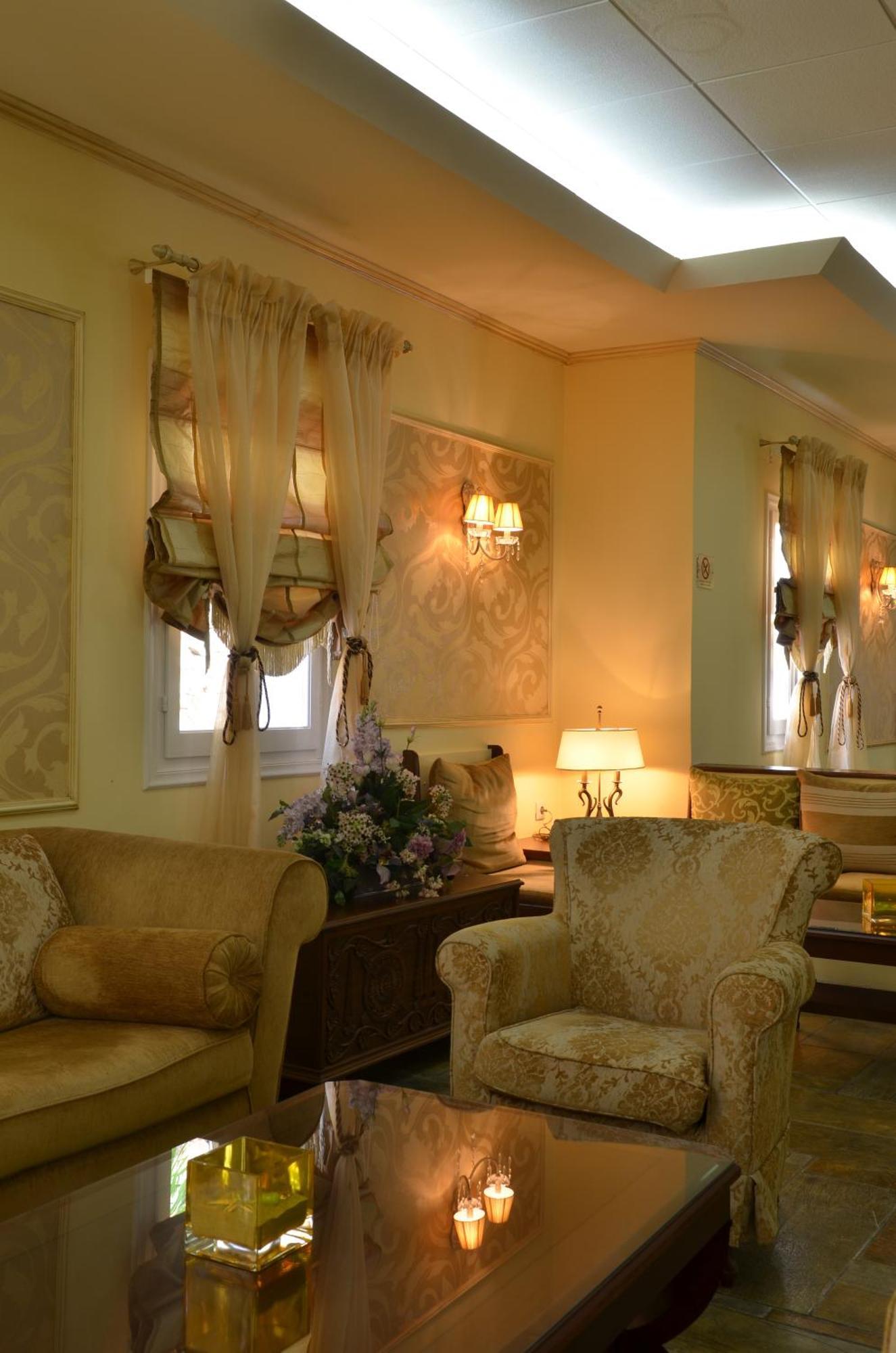 Dolphin Bay Seaside Resort & Suites Galissas Ngoại thất bức ảnh