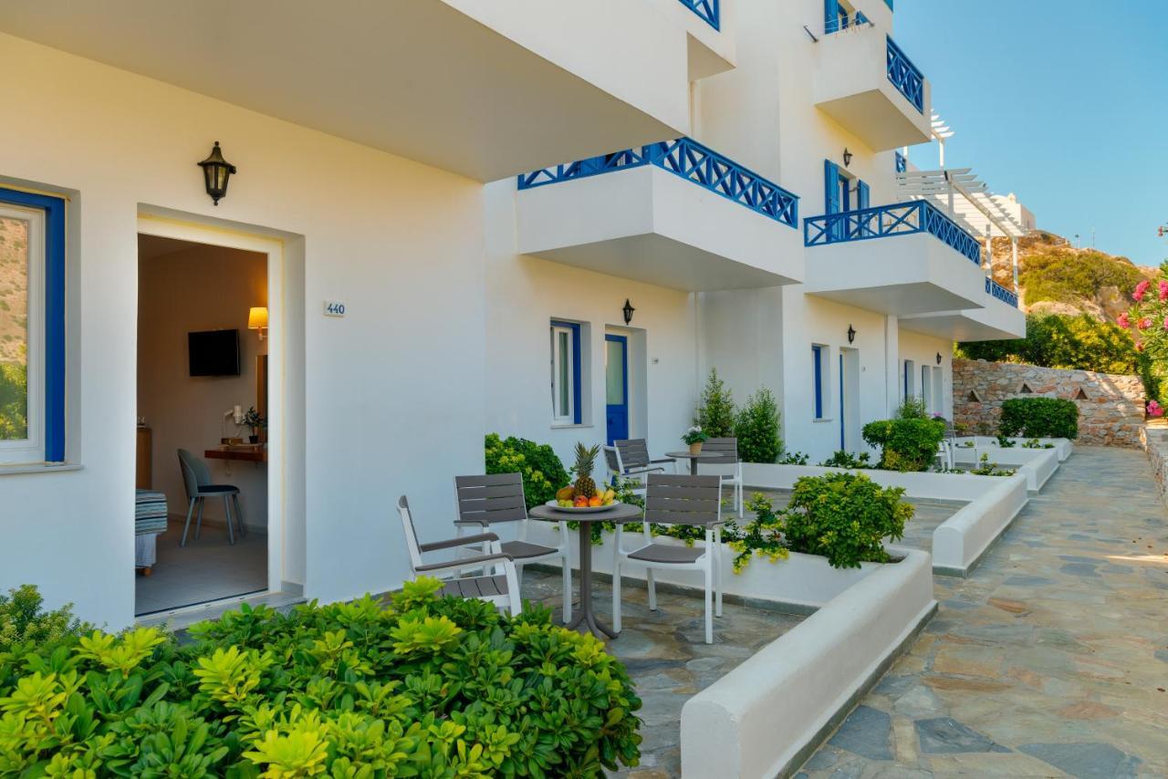Dolphin Bay Seaside Resort & Suites Galissas Ngoại thất bức ảnh